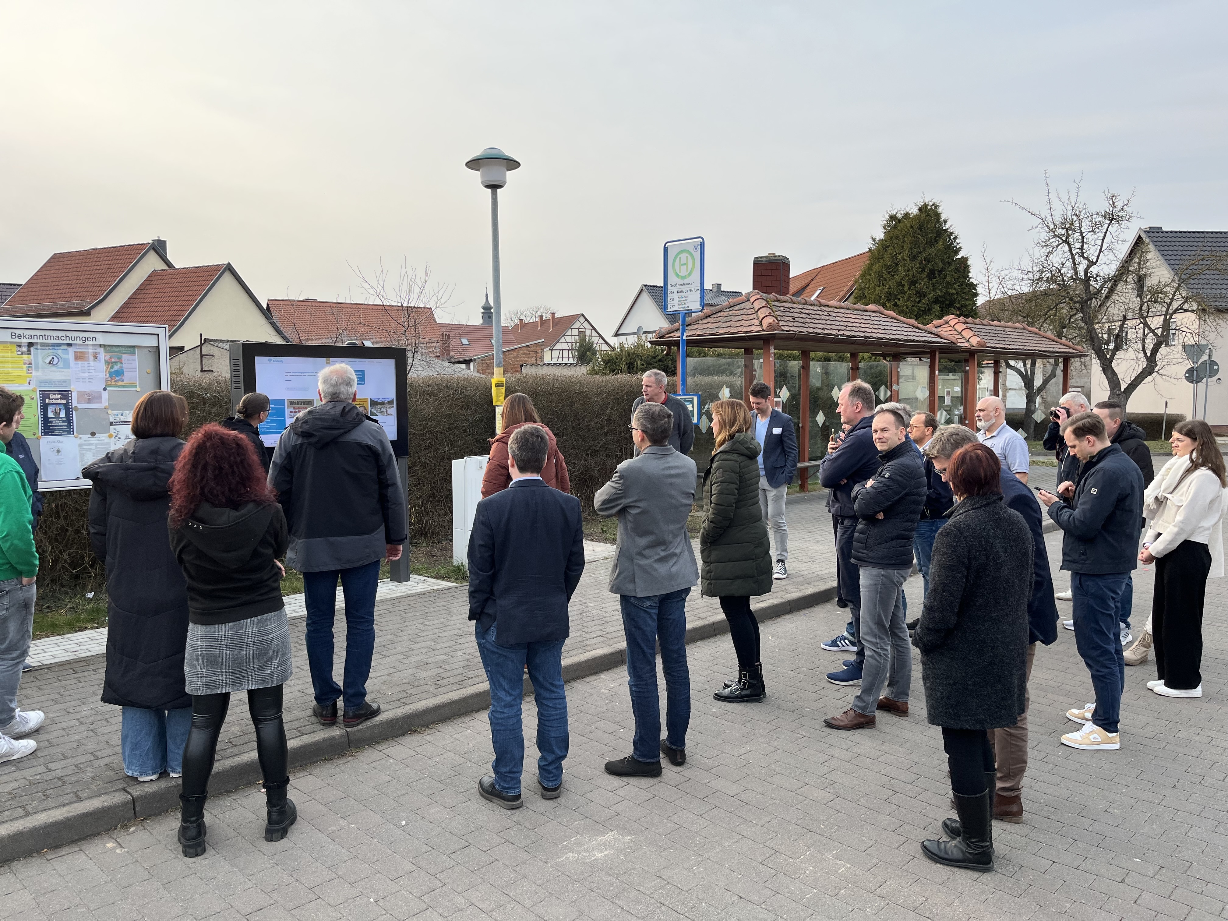 Besichtigung des digitalen Infoboards